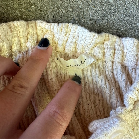 Et Clet‎ Crop Top - Picture 2 of 2